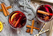 Weihnachten, Glühwein, Tee, Zimt; © czarny_bez - Fotolia.com