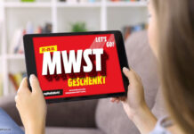 Tablet mit Werbebanner von Media Markt