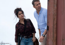 Salma Hayek und Ryan Reynolds in "Killer's Bodyguard 2"