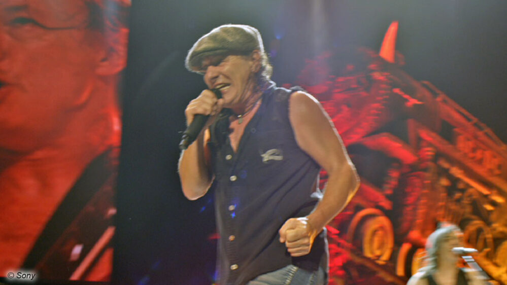 AC/DC-Sänger Brian Johnson beim Live-Konzert in River Plate