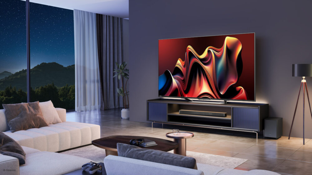 Der Hisense U7N Mini LED ULED TV in einem Wohnzimmer