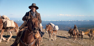 Kevin Costner auf einem Pferd