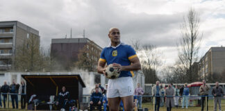 Sam auf dem Fußballplatz