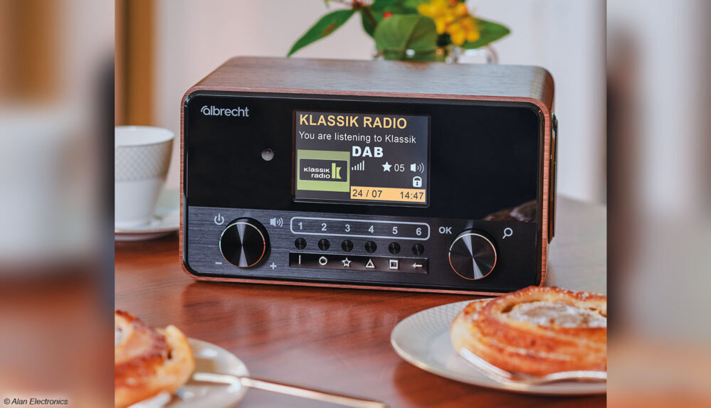 Albrecht DR 866 Radio