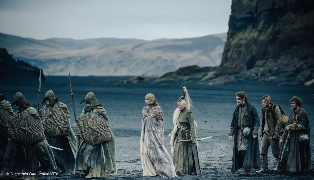 Hagen, Gunter and Siegfried meet the Valkyries in Iceland