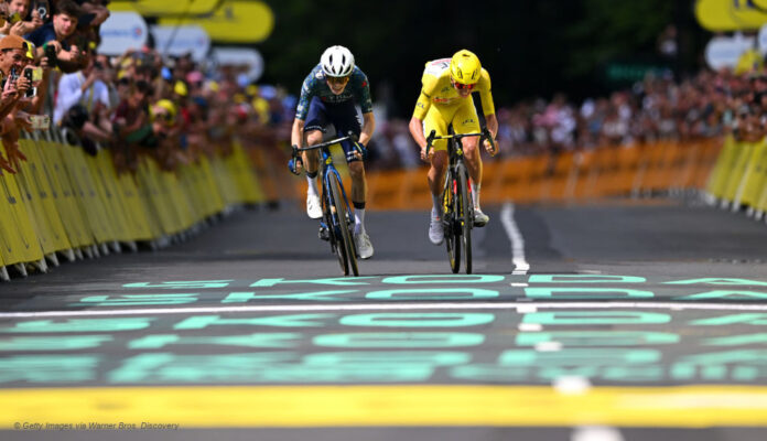 Tour de France: Zwei Rennsportler auf Etappe 11.