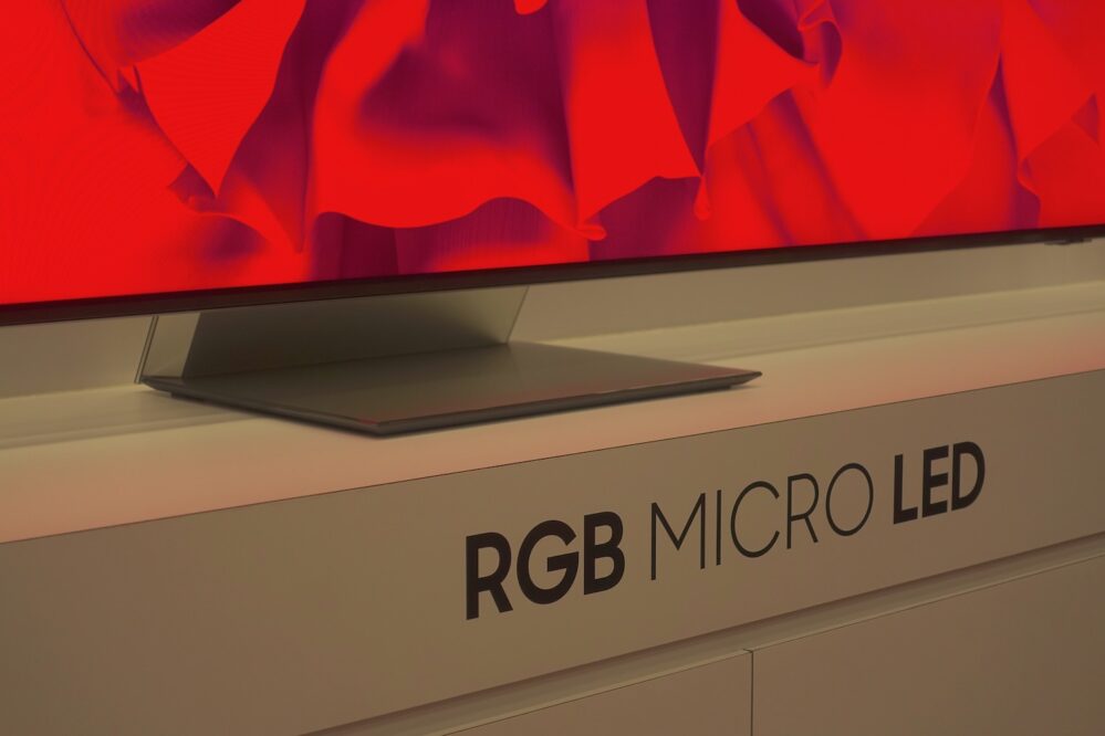 CES 2025 Samsung RGB Micro LED LCD